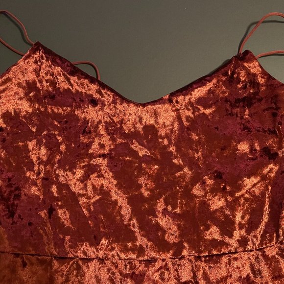 Garage Derss - Picture 1 of 5